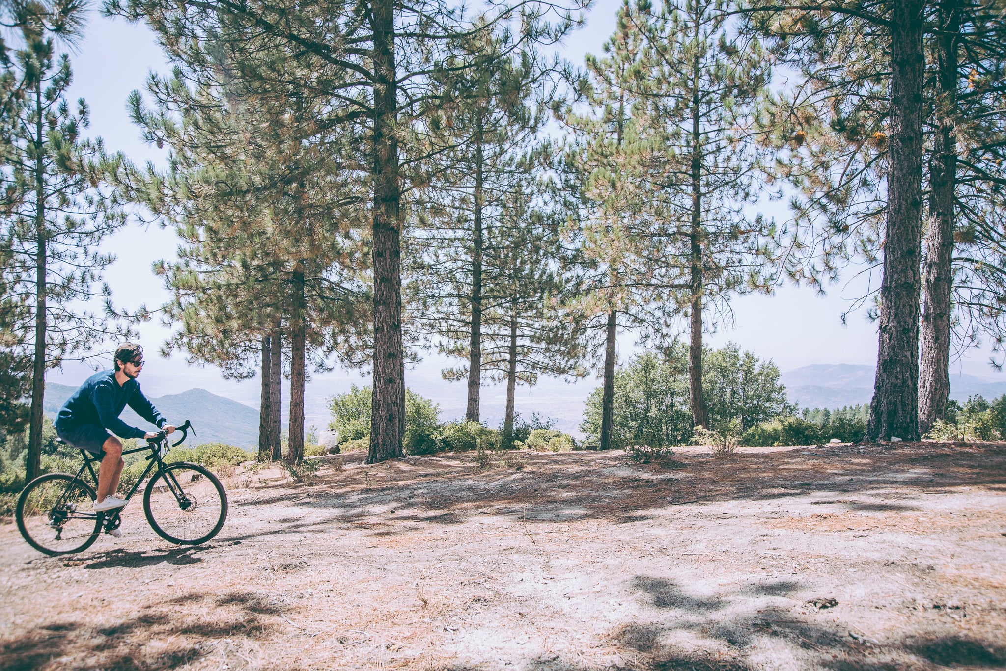 2018 Fairdale Weekender Nomad (Black - S/M/L/XL) - Image 16