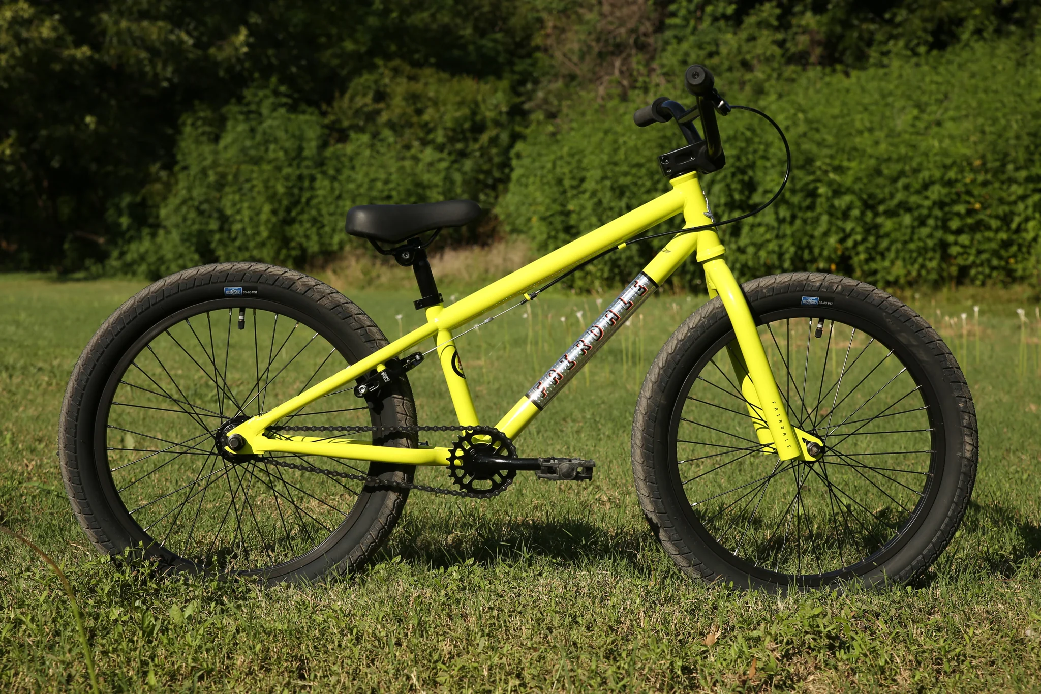 Fairdale Macaroni 20" (Gloss Bright Yellow) - Image 4