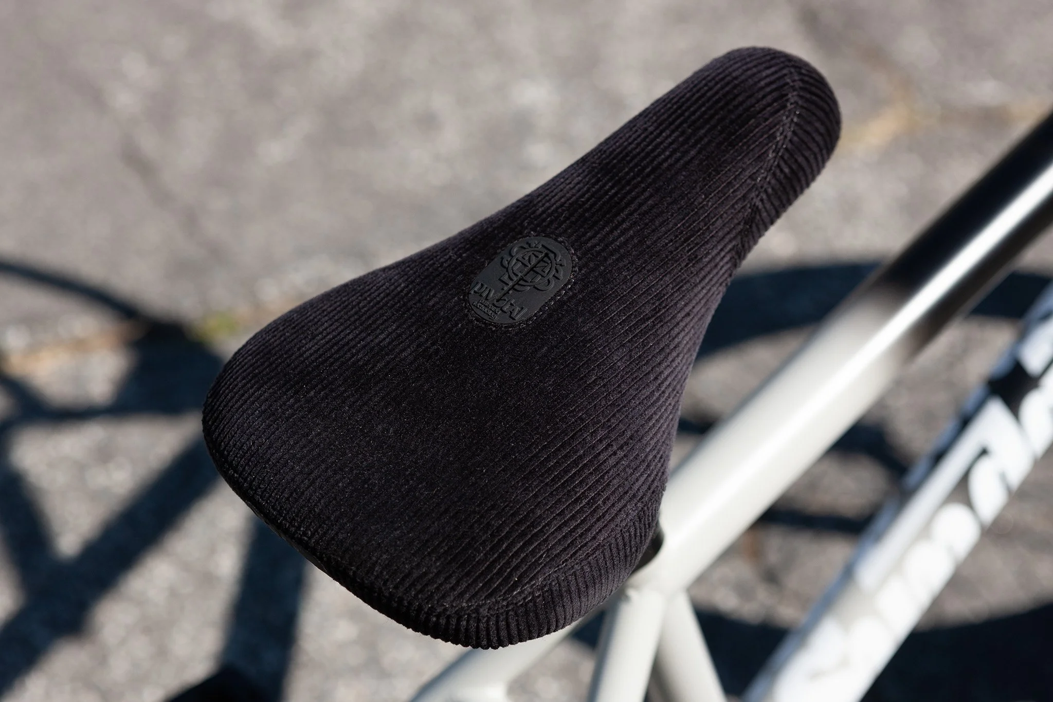 Sunday Forecaster - Broc Raiford Signature (Matte Black to Grey Fade with 21" tt in LHD or RHD) - Image 9