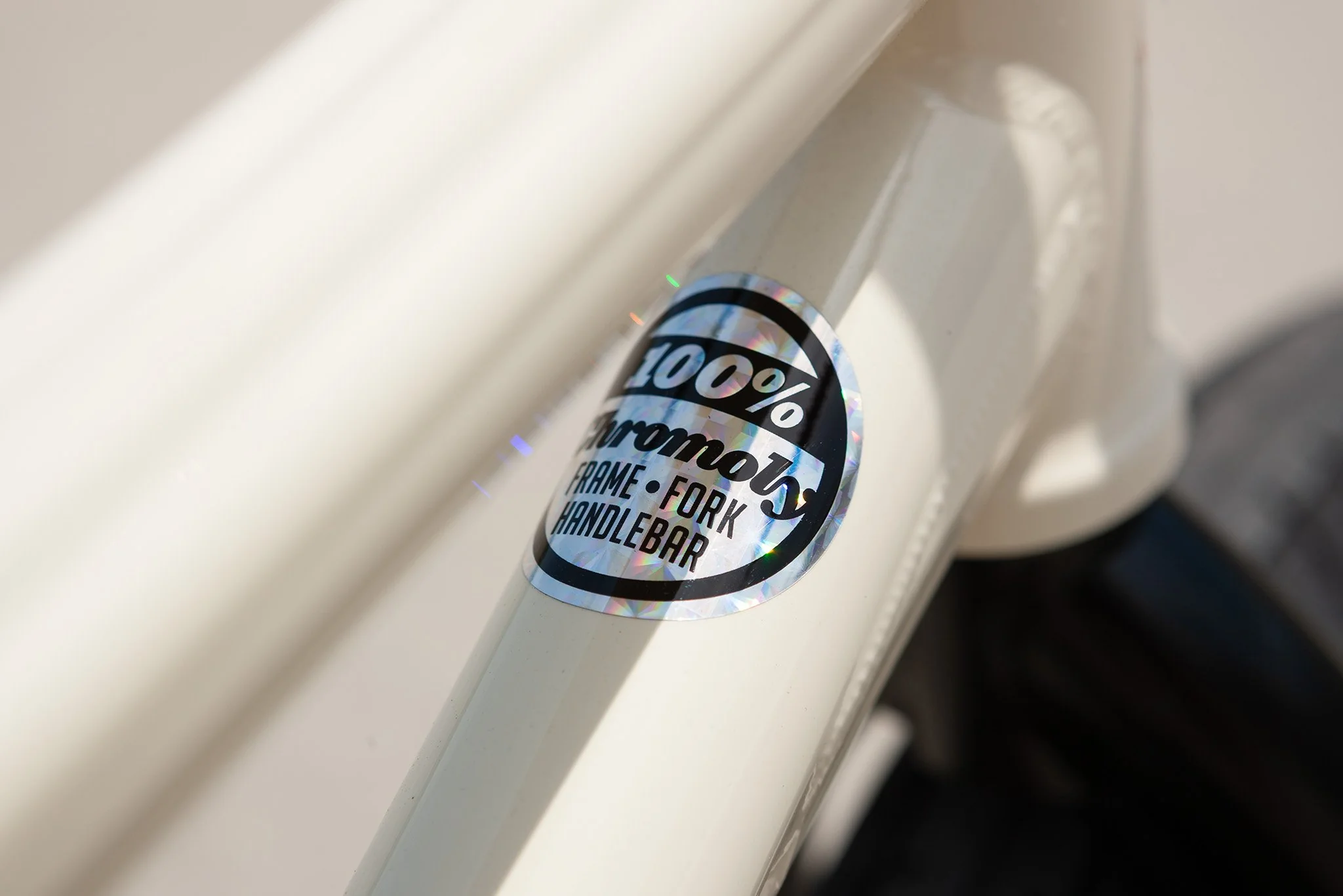 Sunday Soundwave Freecoaster Special - Gary Young Signature (Gloss Classic White with 21" tt in RHD or LHD) - Image 7