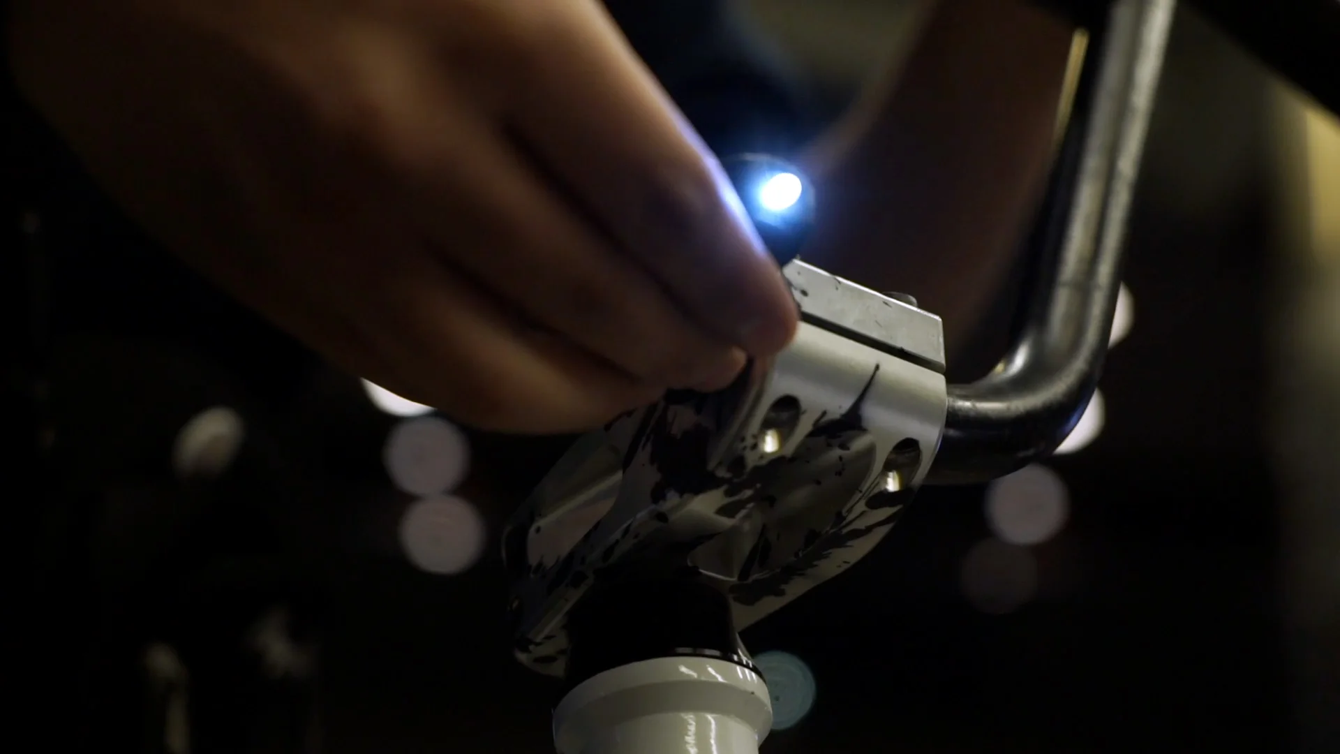 Odyssey LED Bike Lights (Front + Rear Kit) - Image 13