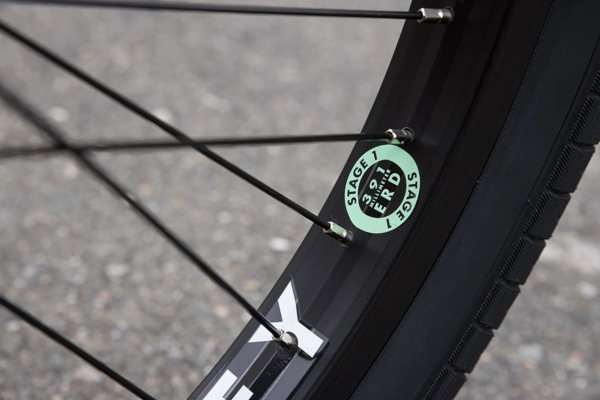 Sunday Forecaster Park - Maca Perez Grasset Signature (Gloss Black with 20.5" tt) - Image 9